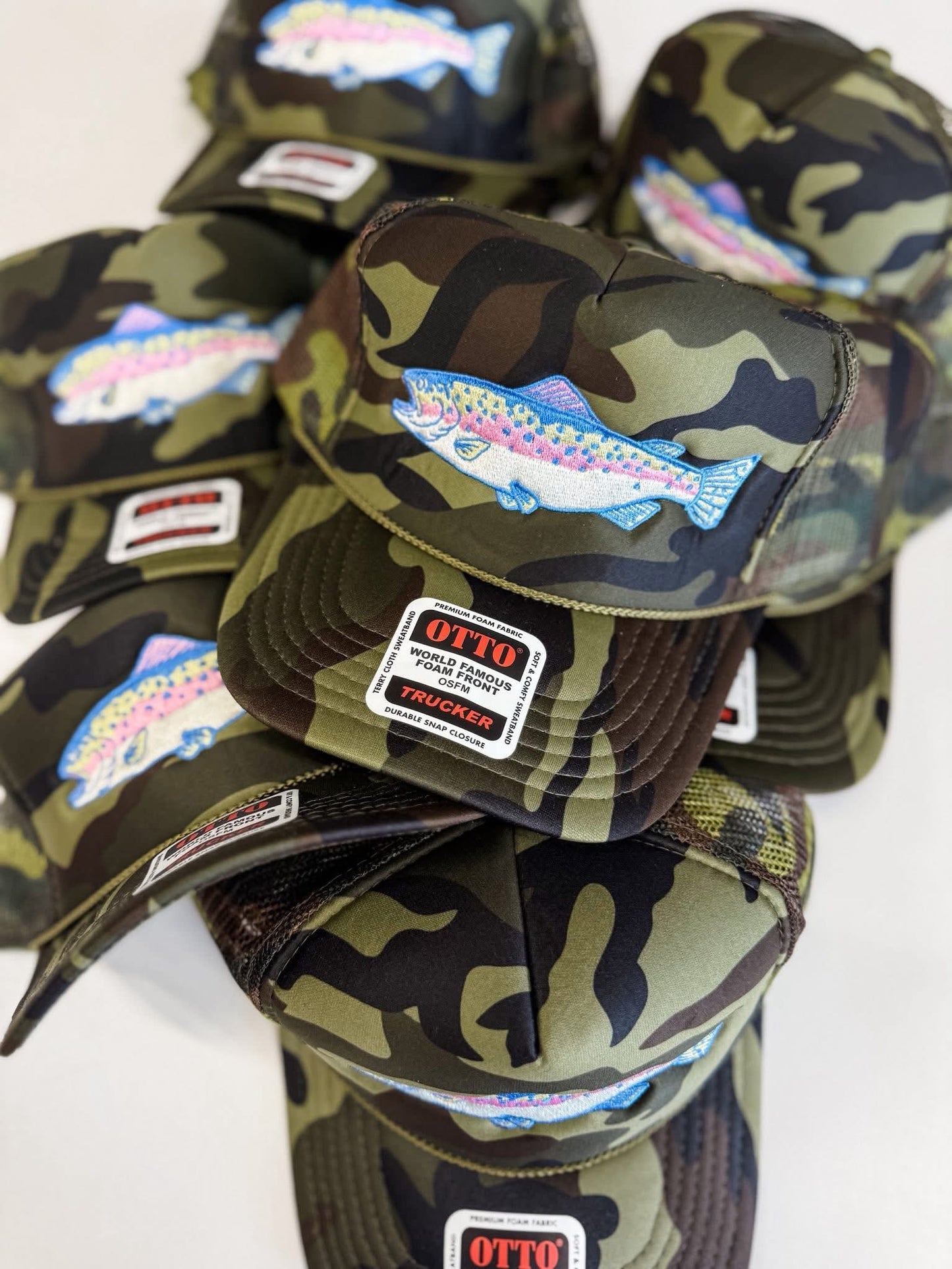 BASS TRUCKER HAT
