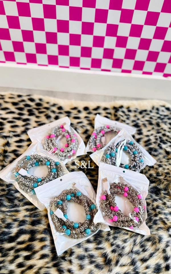 ANIMAL PRINT BEADED CHARGERS