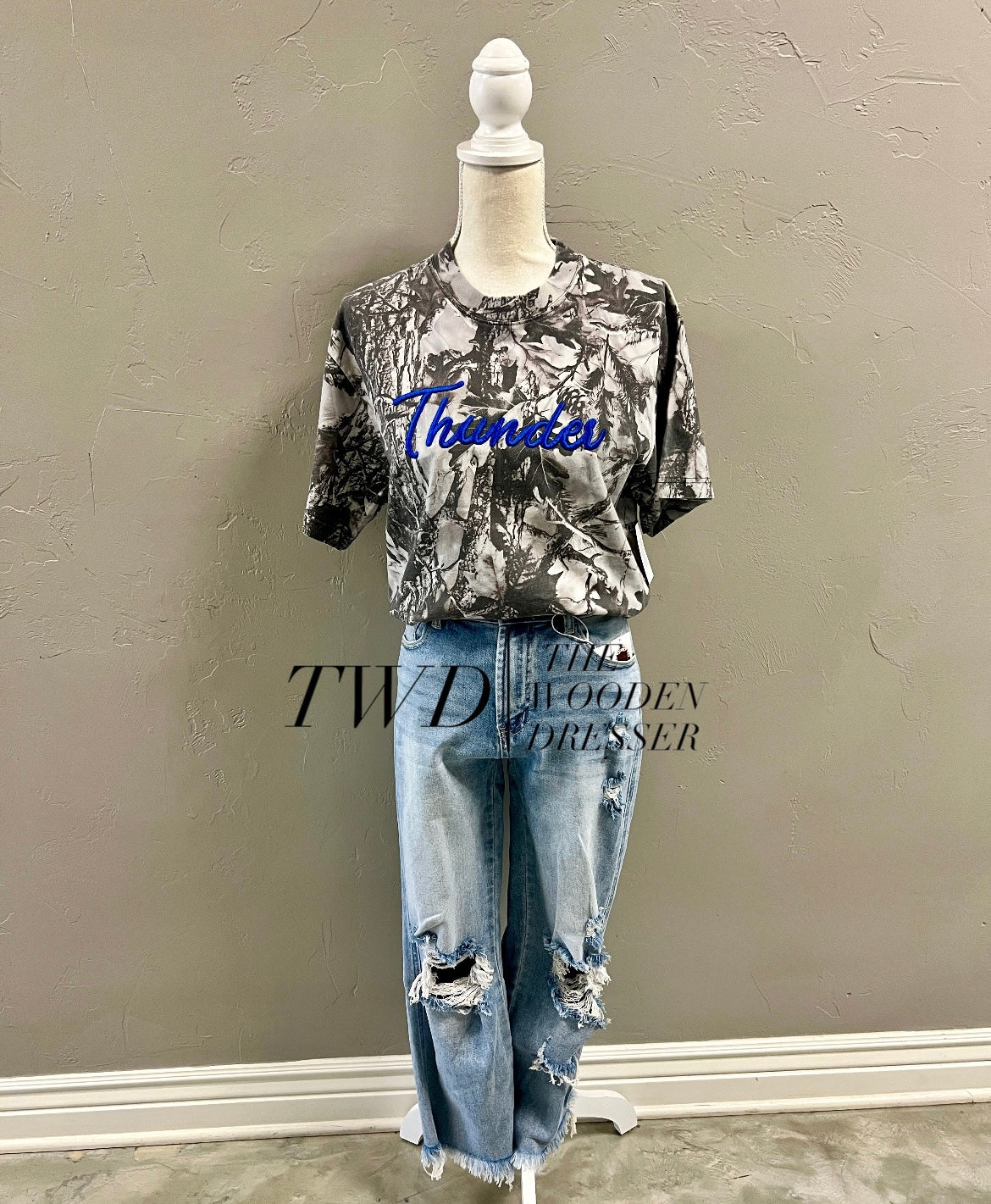 PUFF EMBROIDERED CAMO THUNDER TEE