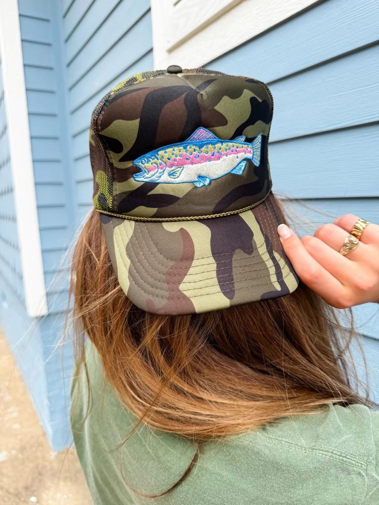 BASS TRUCKER HAT