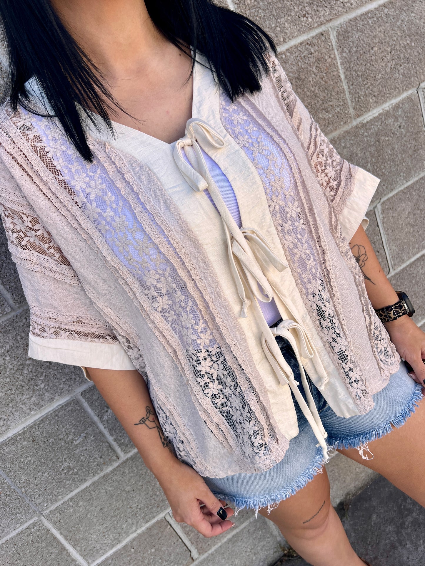 OVERSIZED FRONT TIE LACE TOPS