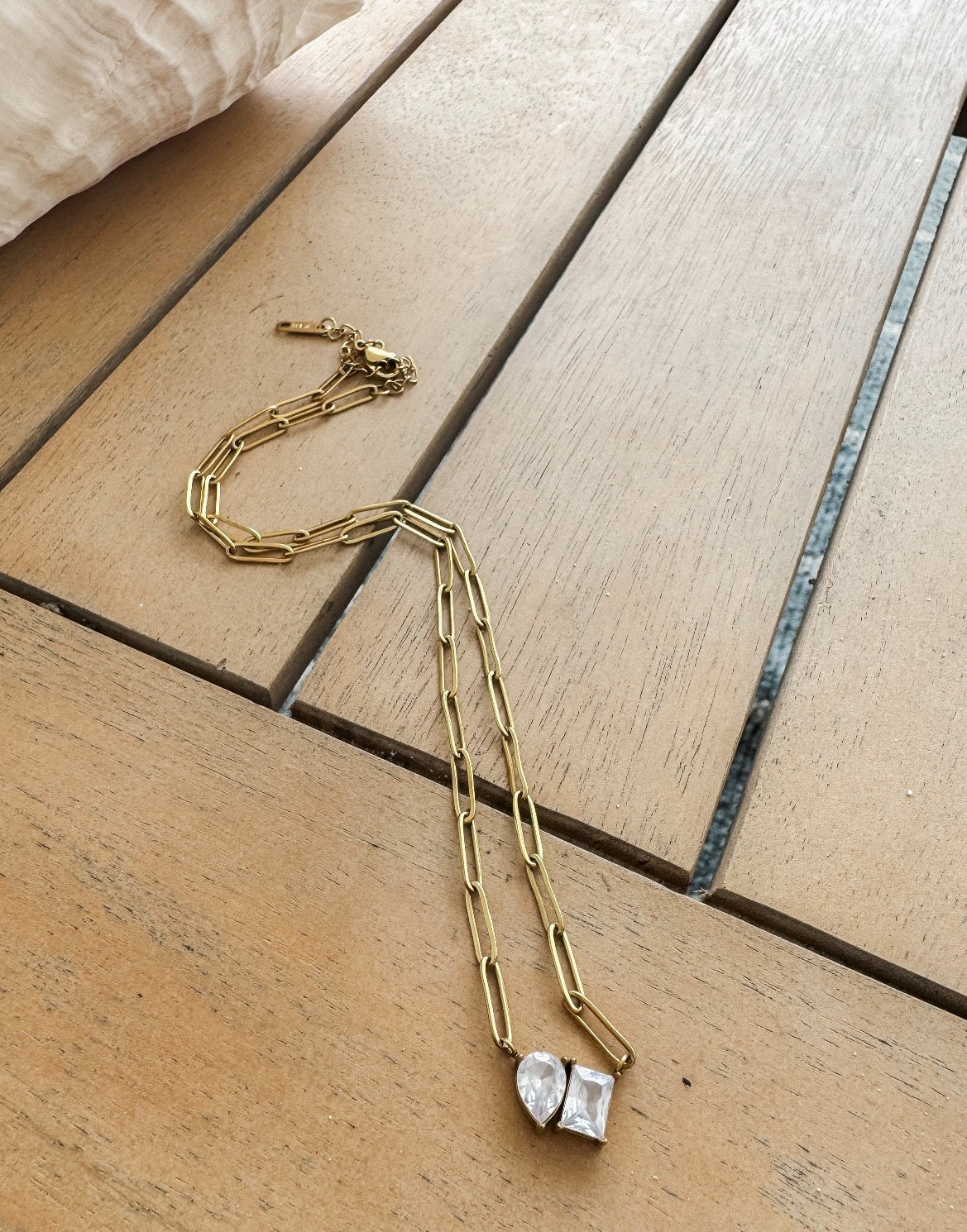 MIXED DIAMOND PAPERCLIP NECKLACE