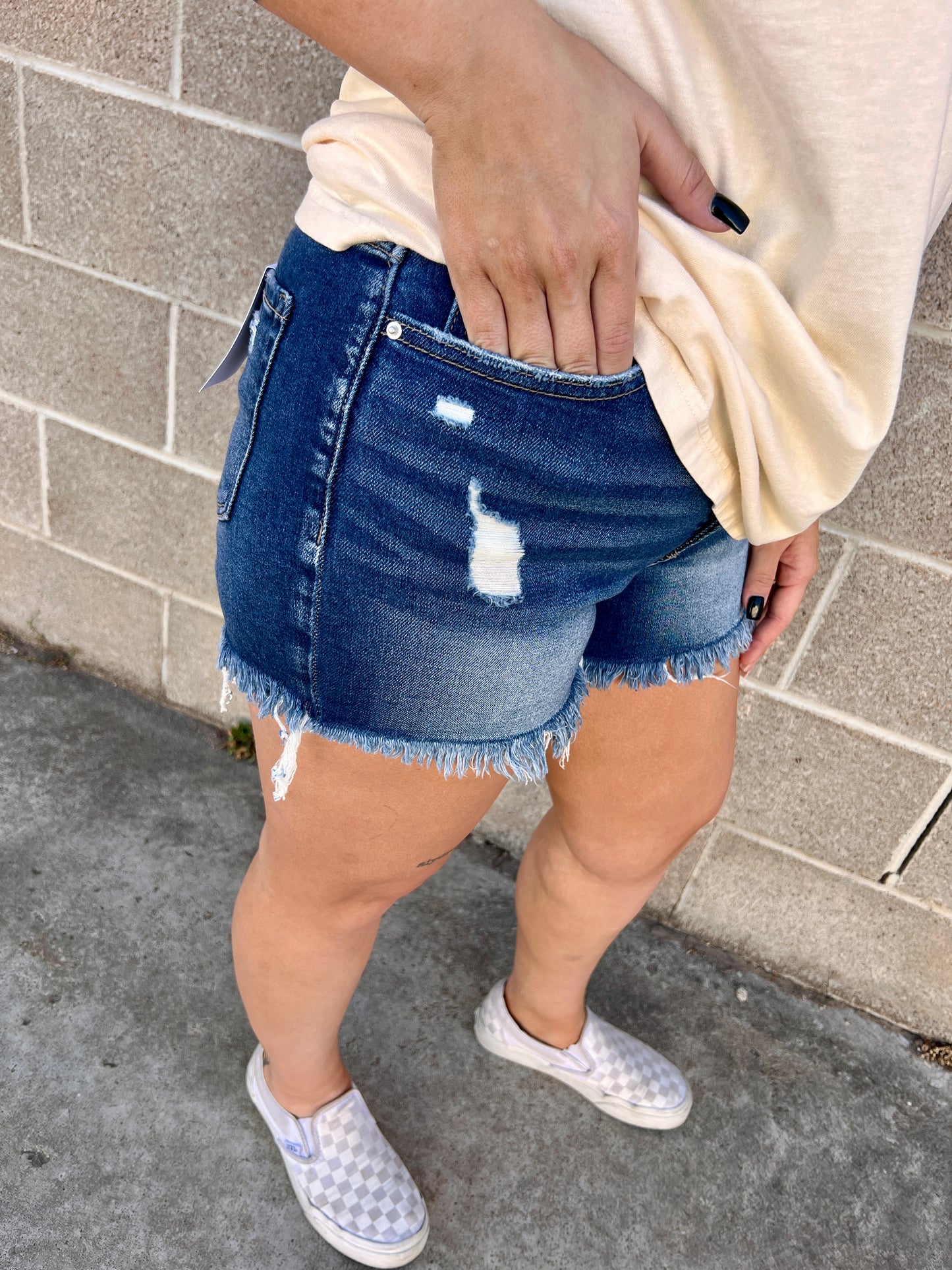 DARK DENIM SHORTS