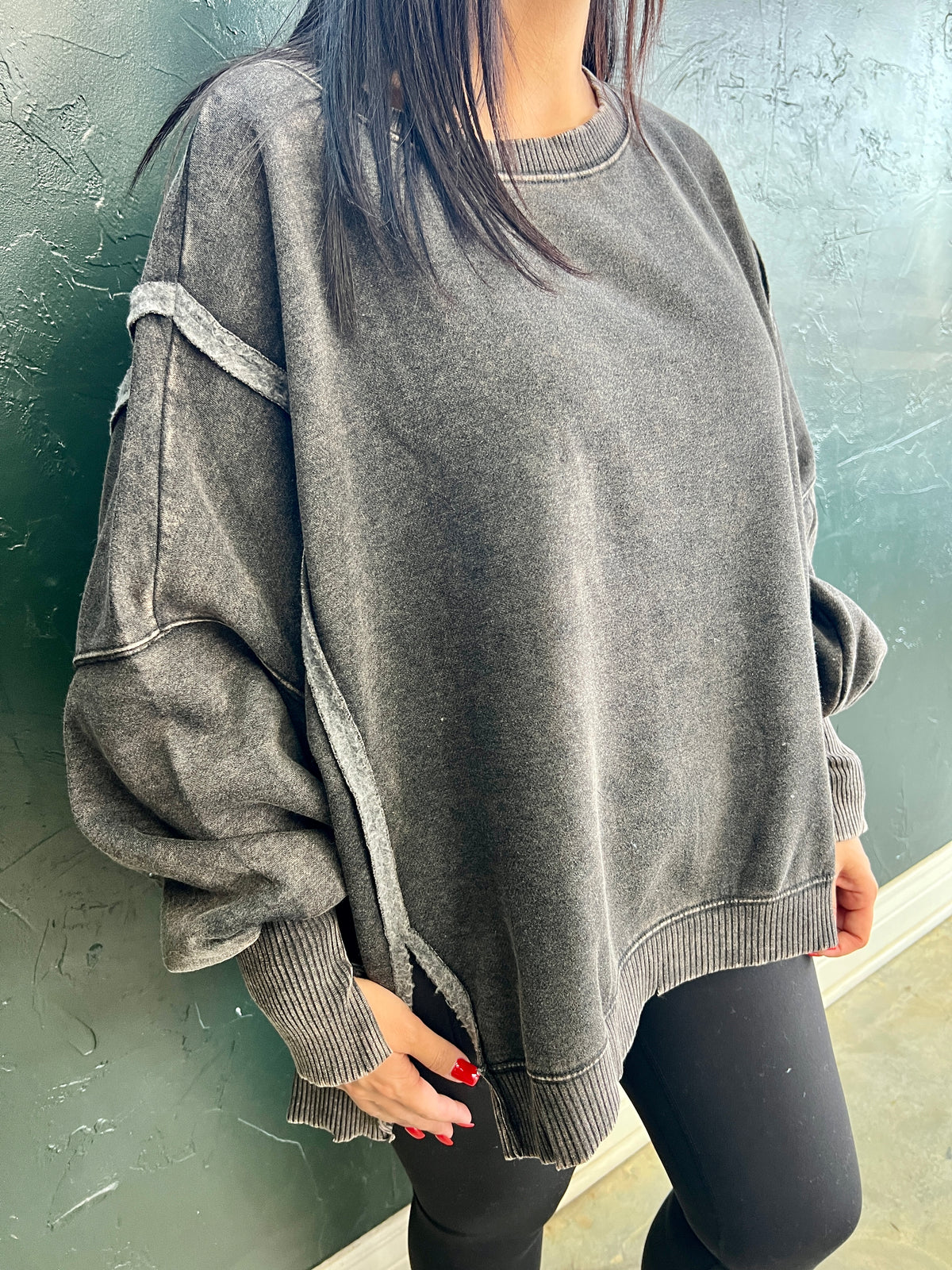 OVERSIZED ACID WASH BATWING SWEATSHIRTS