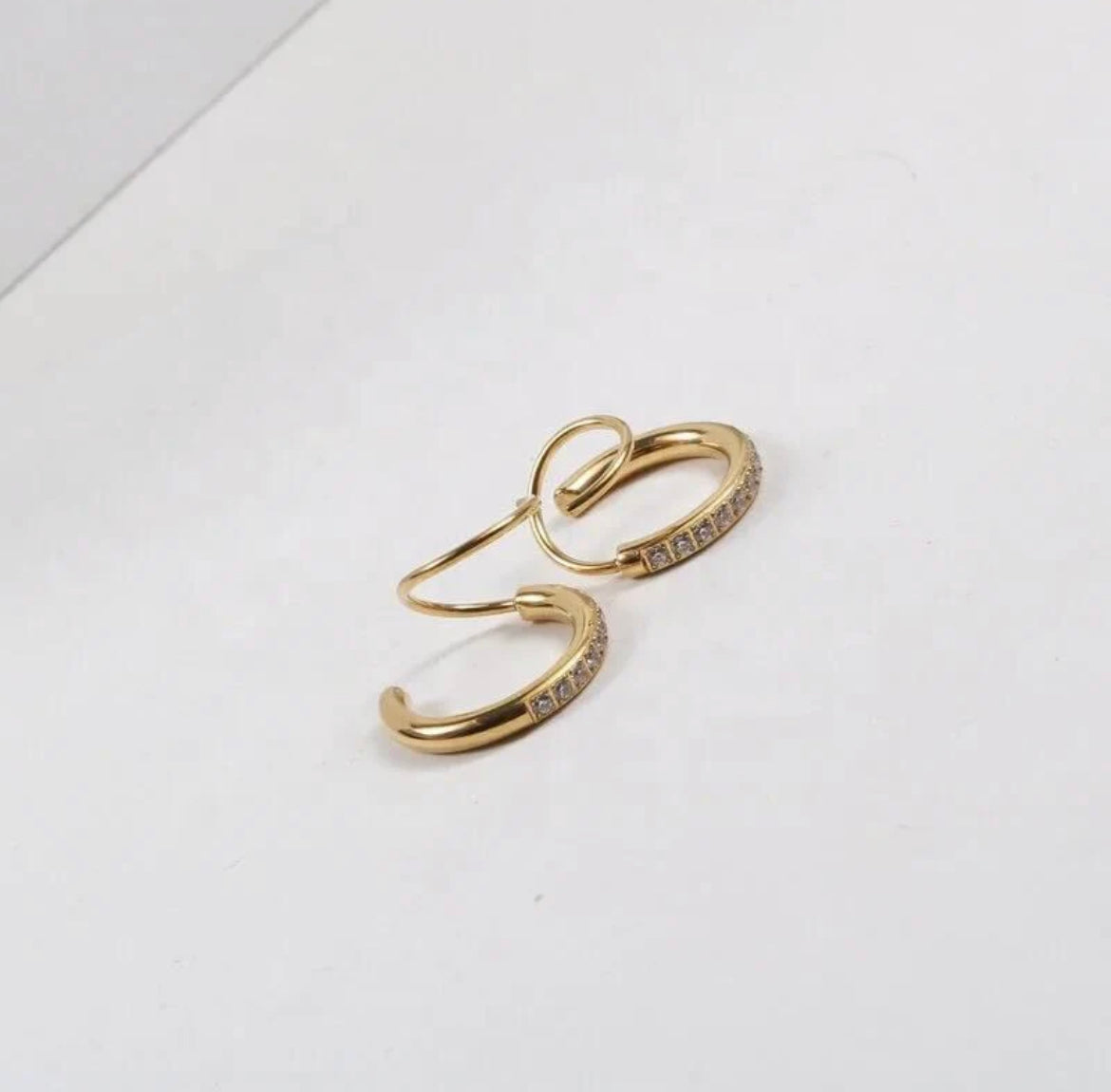DOUBLE HOOP DIAMOND EARRING